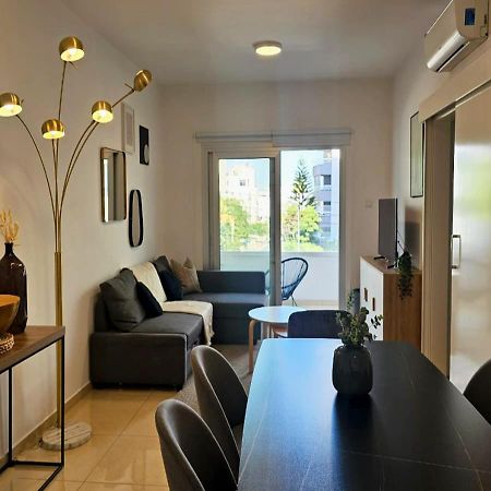 Phaedrus Living: City Centre Luxury Flat Esperidon 201 Nicosia Exteriör bild