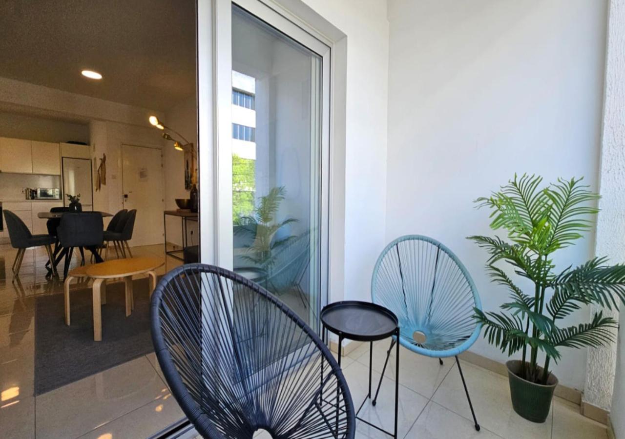 Phaedrus Living: City Centre Luxury Flat Esperidon 201 Nicosia Exteriör bild