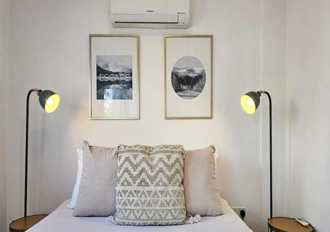 Phaedrus Living: City Centre Luxury Flat Esperidon 201 Nicosia Exteriör bild