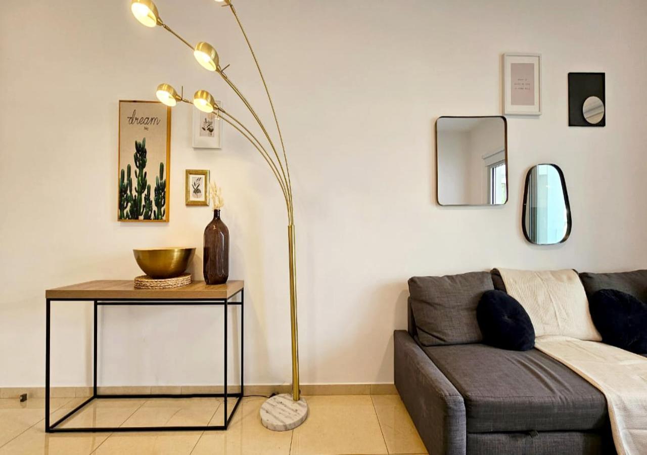 Phaedrus Living: City Centre Luxury Flat Esperidon 201 Nicosia Exteriör bild